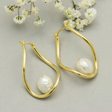 Pearl On The Waves Silver Earring