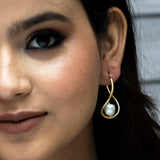 Pearl On The Waves Silver Earring