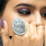 Classic Daana Detailed Ring