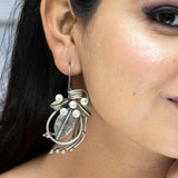 Pearl In The Bloom Earing