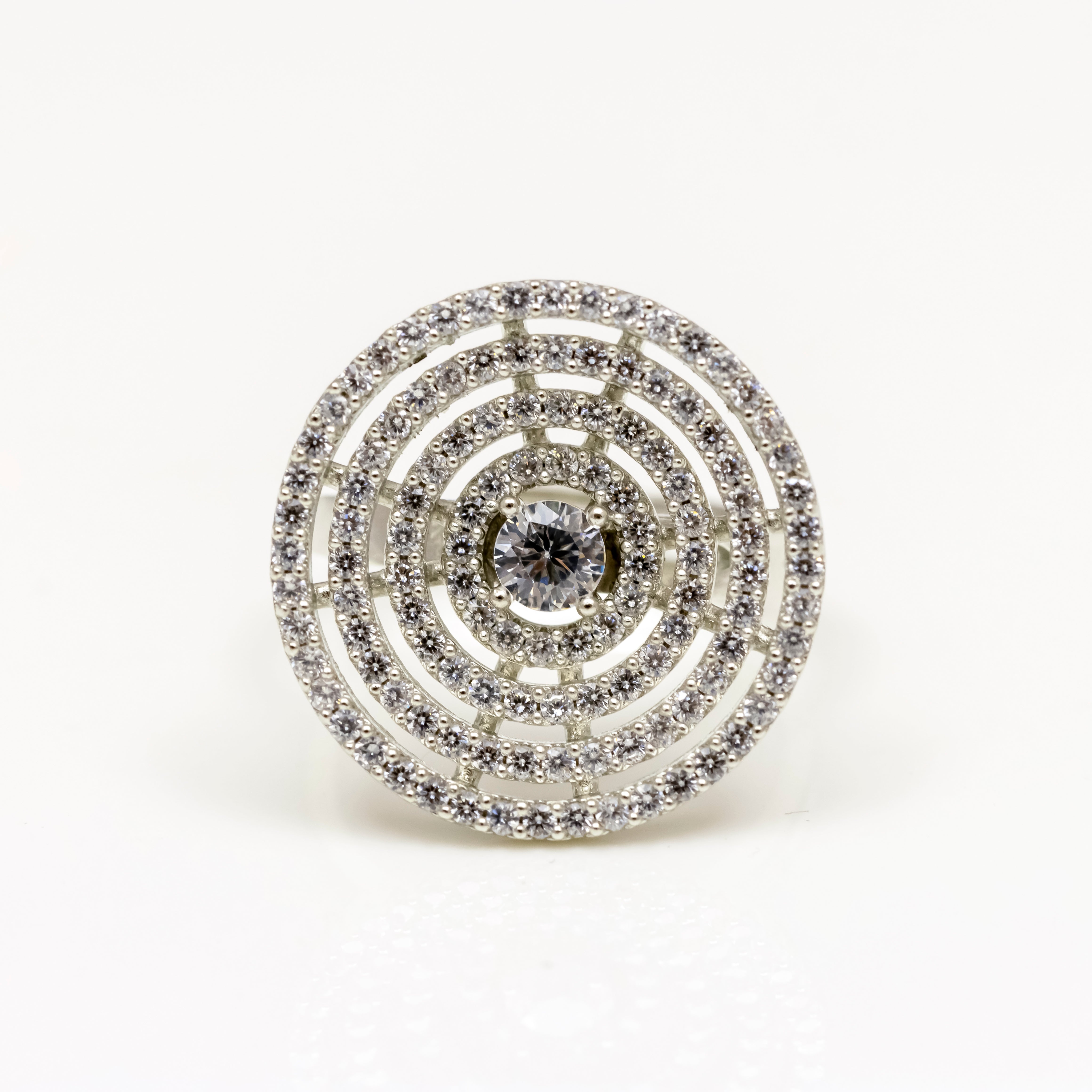Luminous Grace: 925 Silver Ring with Diamond and White Gold Accents