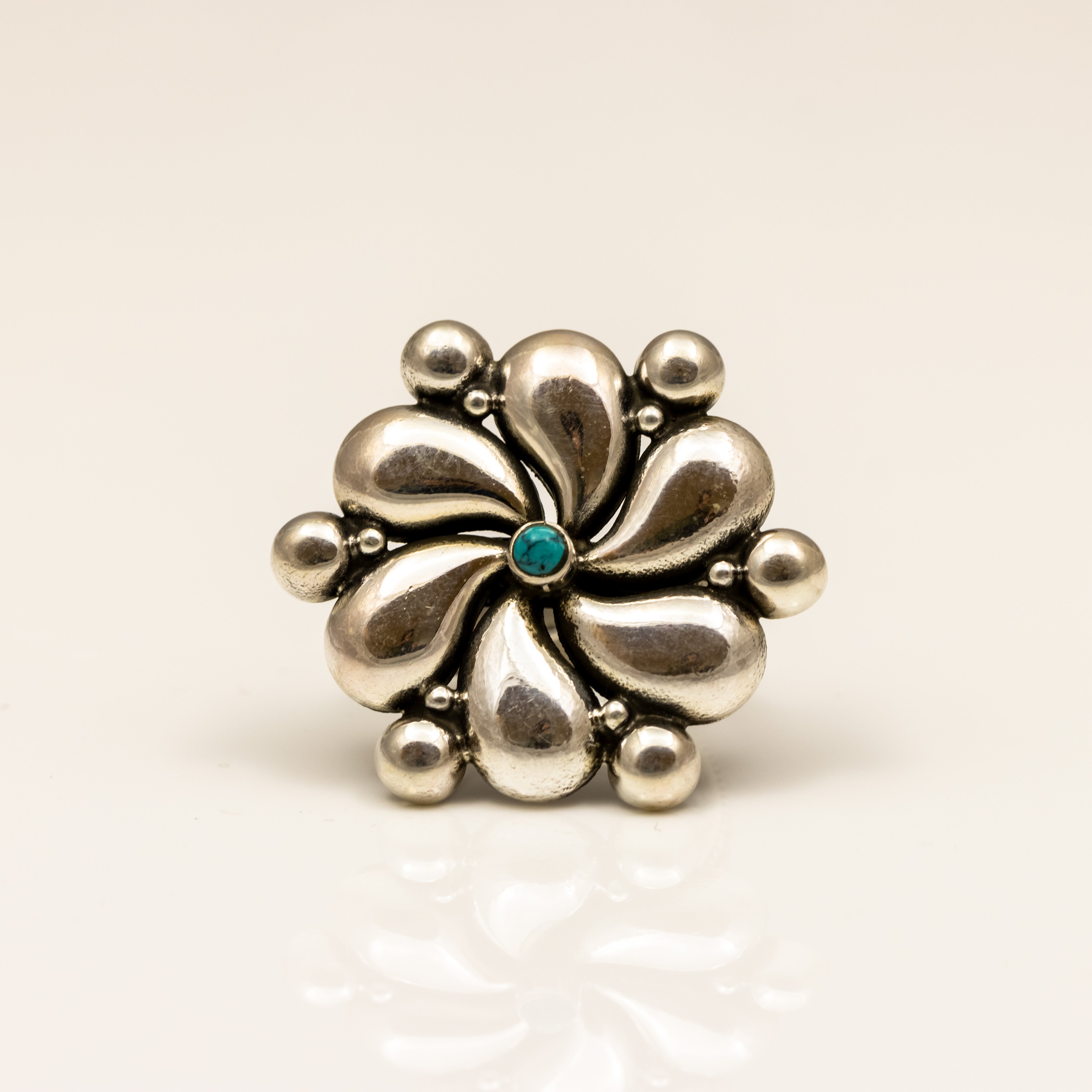 Embose Flower Ring