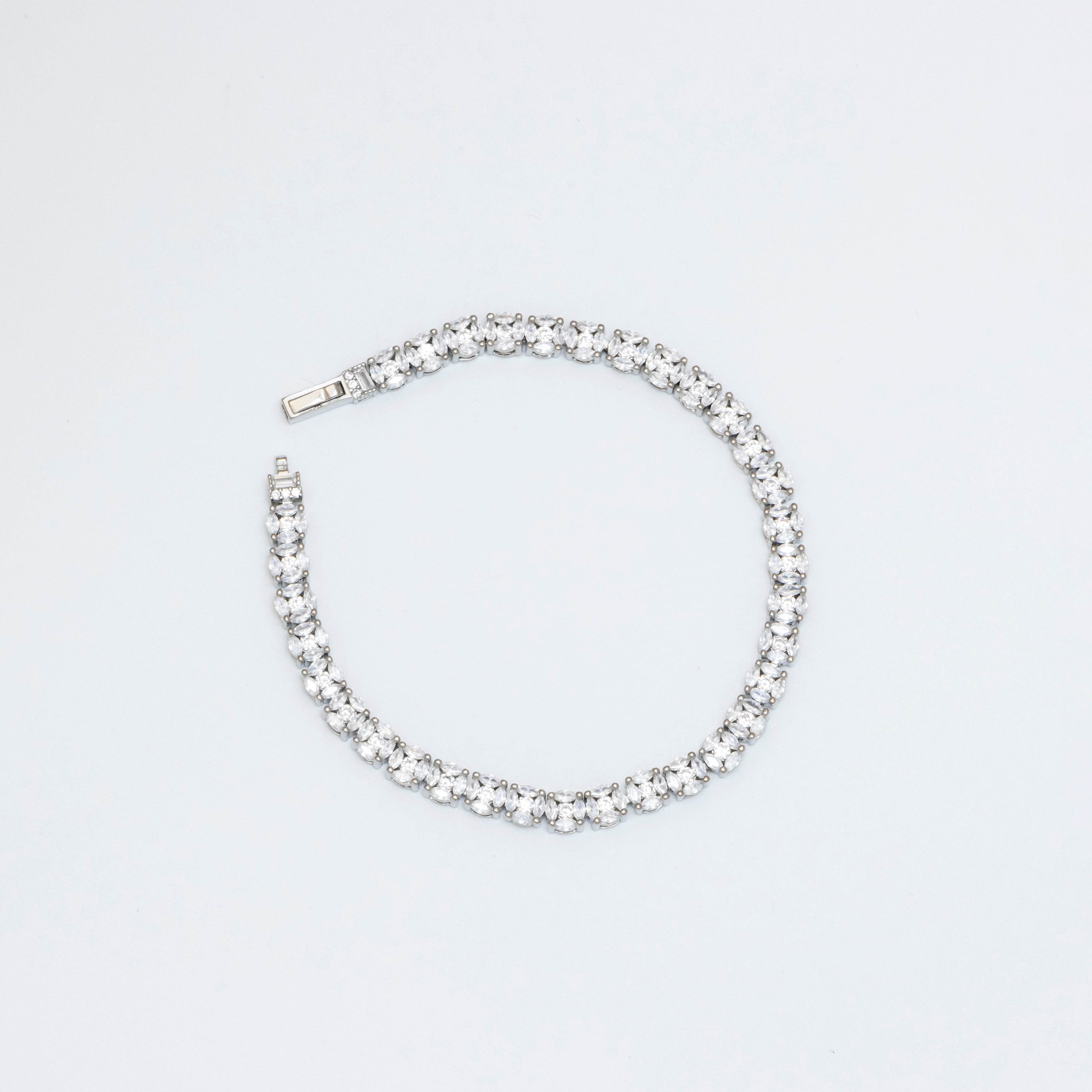 Zircone Studded Sparkle Bracelet