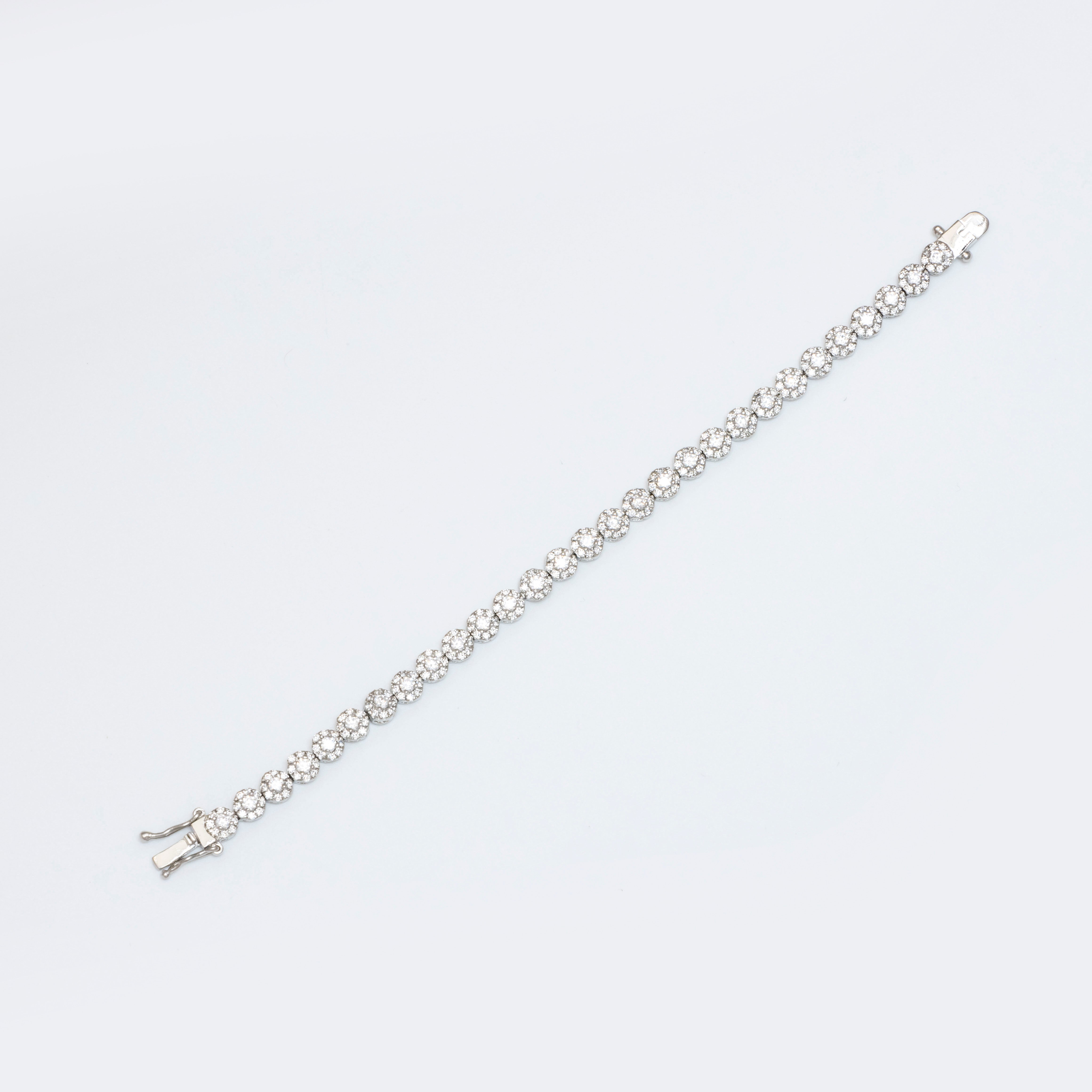 Zircone Studded Sparkle Bracelet