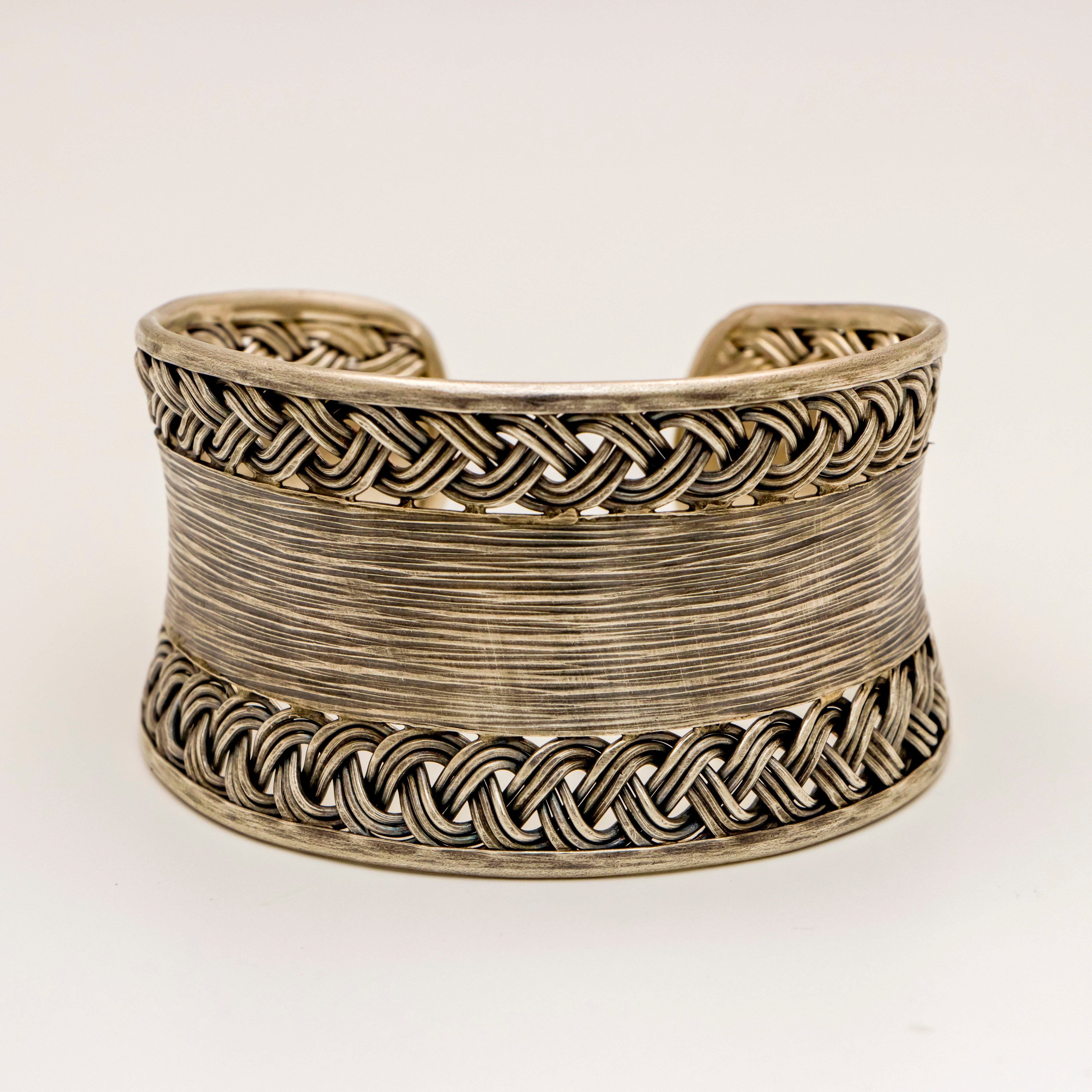Tattva Detailed Knot Kada
