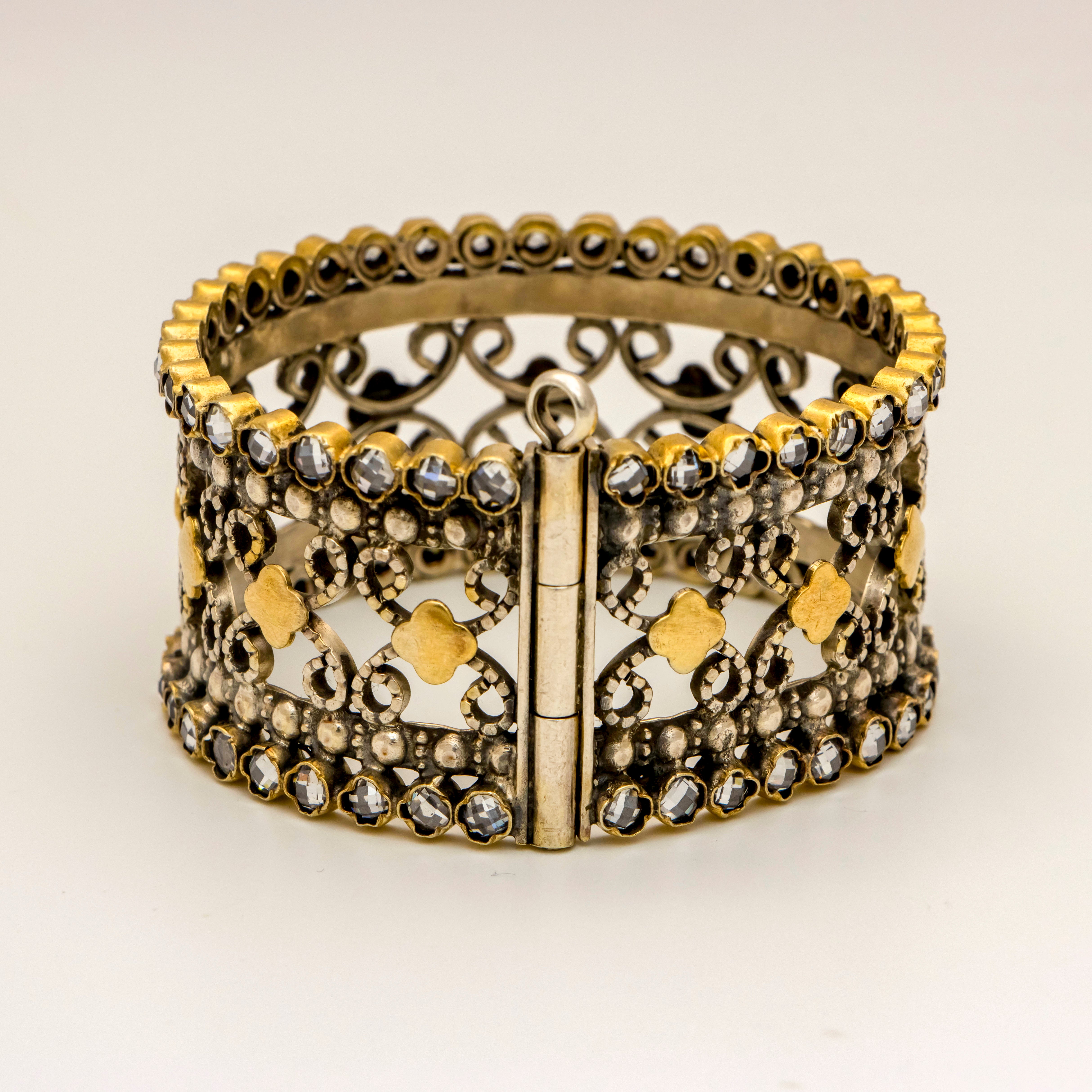 Vividh- Silver Stunning Nazim Bracelet