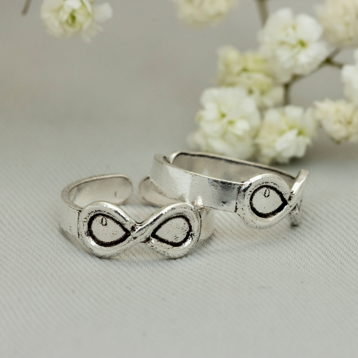 Sterling Silver Infinite Loop Toe-Ring
