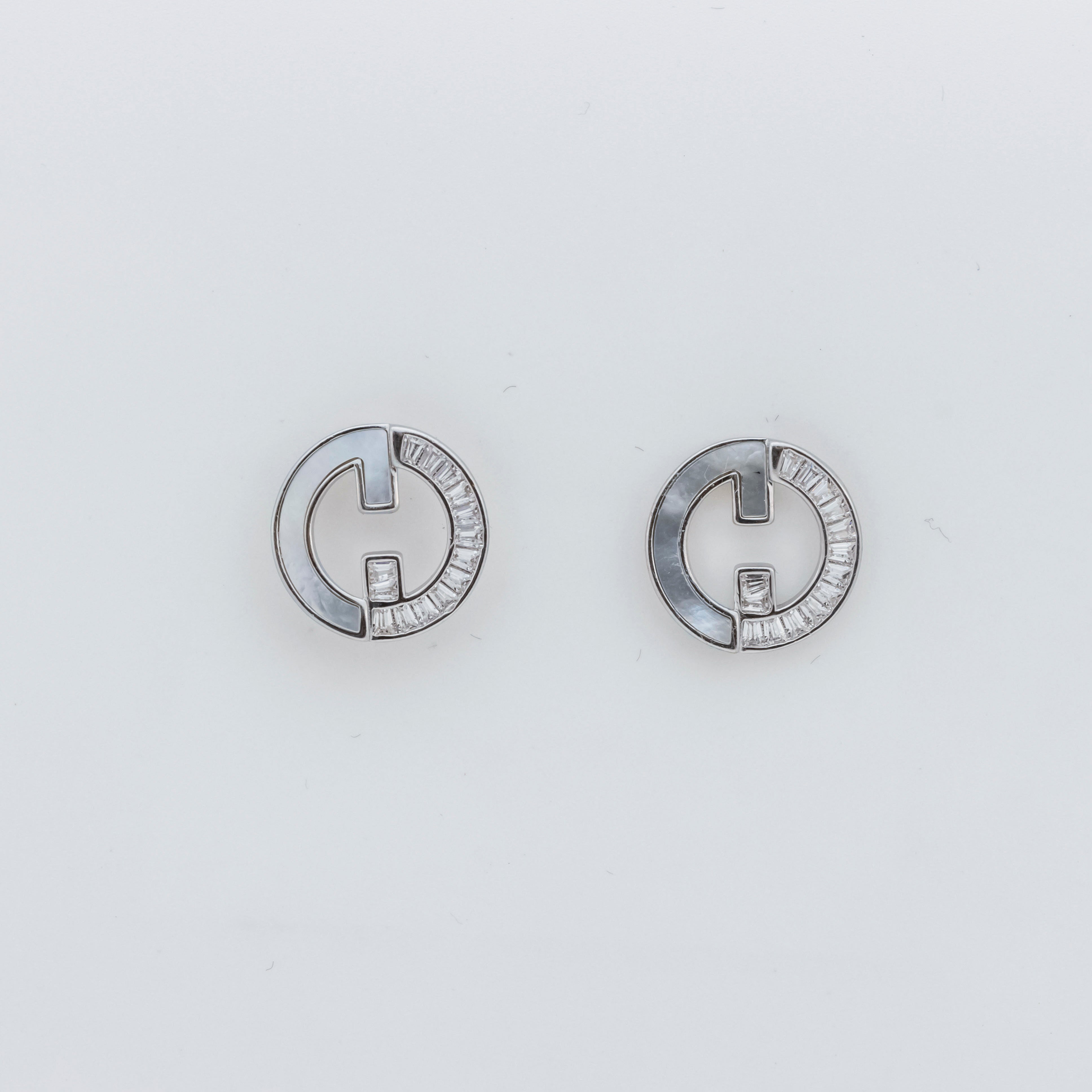Chic G Silver Earrings
