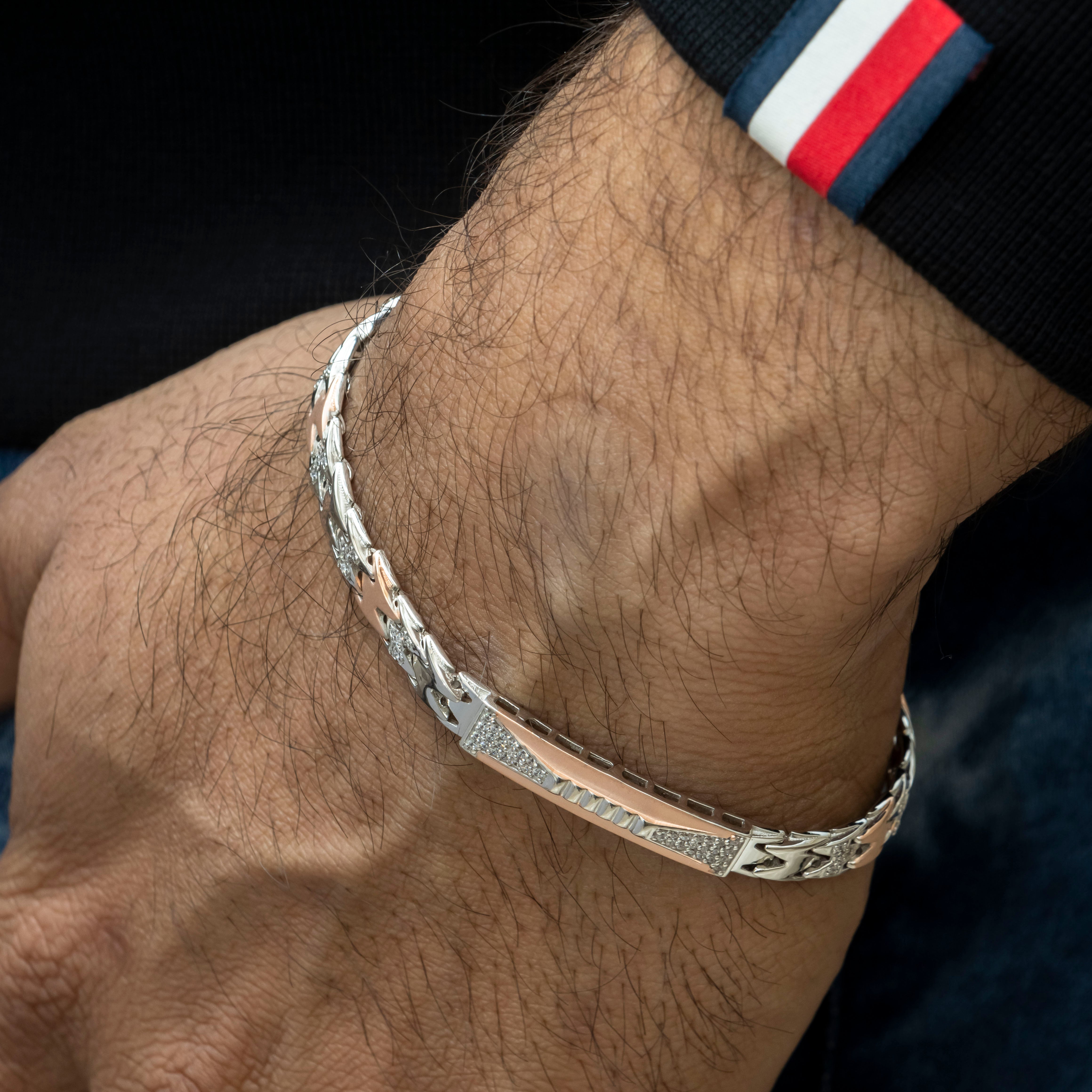 Regal Shine Men's Bracelet